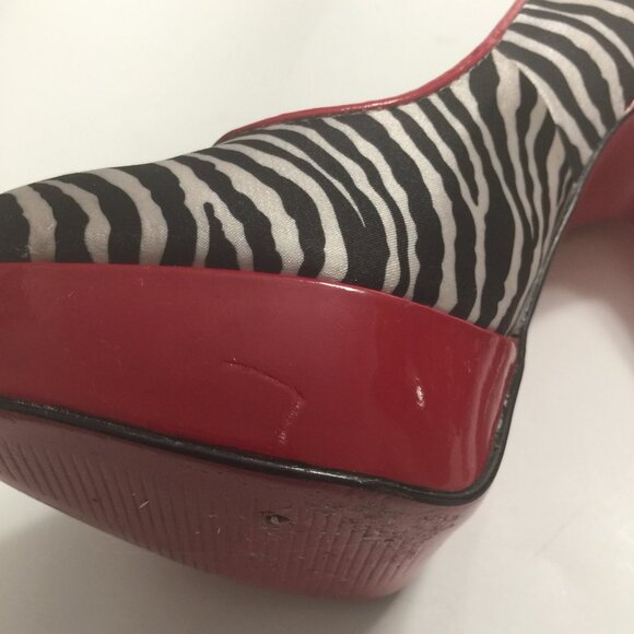 PARIS HILTON RED AND BLACK ZEBRA STRIPE PUMPS - Picture 5 of 5